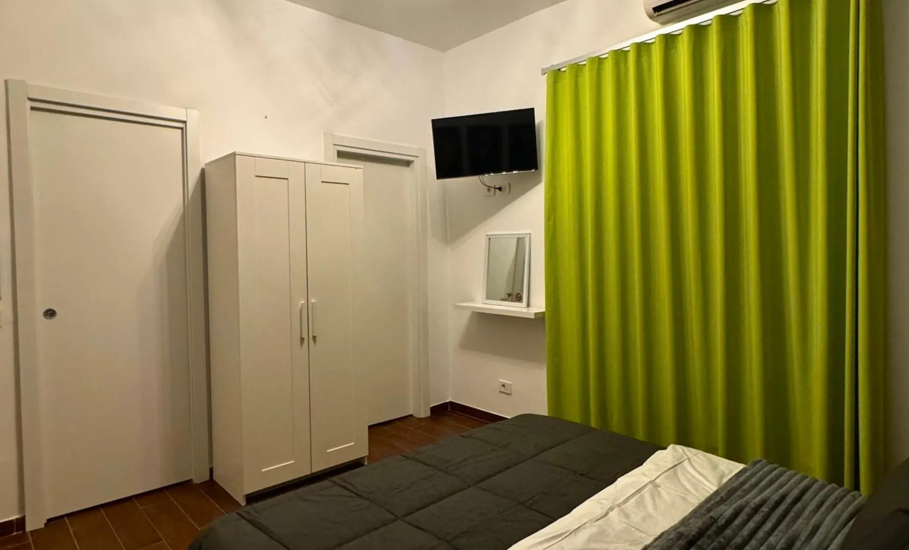 Enotria Bnb Bed & Breakfast Reggio Calabria 0*,  Italy