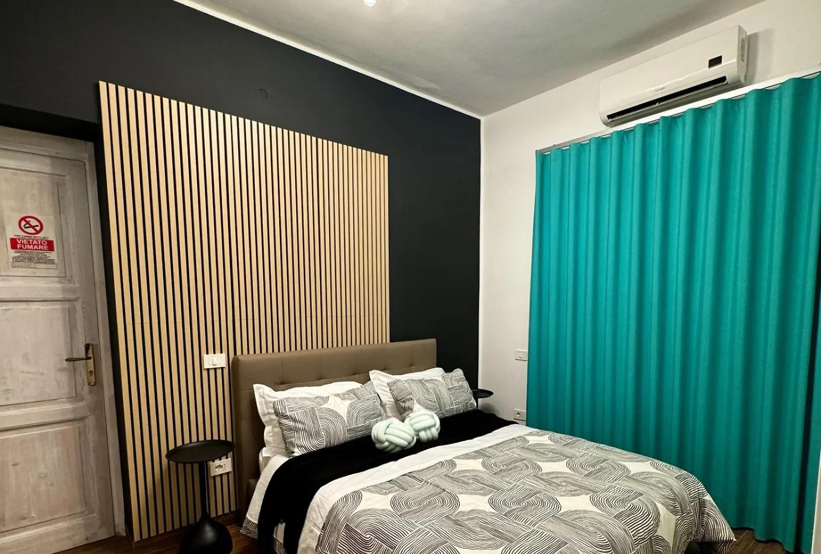 Enotria Bnb Bed & Breakfast Reggio Calabria